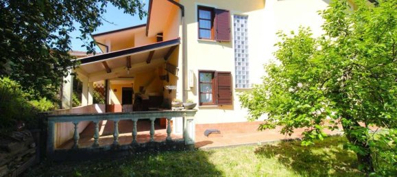 8 rooms Villa in Aulla, Italy No. 108402 2