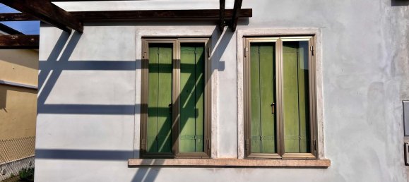 Дом с 4 комнатами в Дуэвилле, Италия № 217674 18