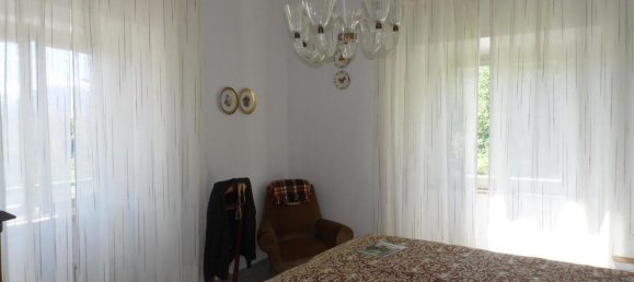 3 bedrooms House in Sillano Giuncugnano, Italy No. 122613 13