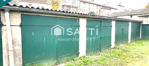  مرآب في Frouard, France رقم 214435 2