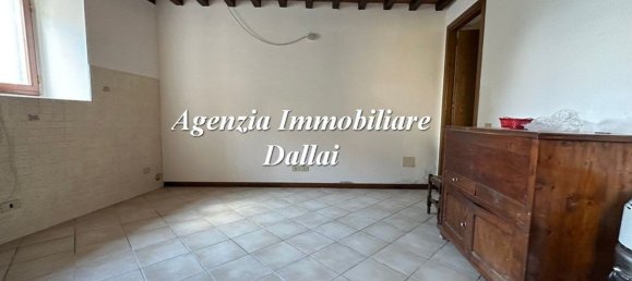 Дом с 6 комнатами в Скарперия э Сан Пьеро, Италия № 104266 22