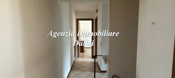 Дом с 6 комнатами в Скарперия э Сан Пьеро, Италия № 104266 8