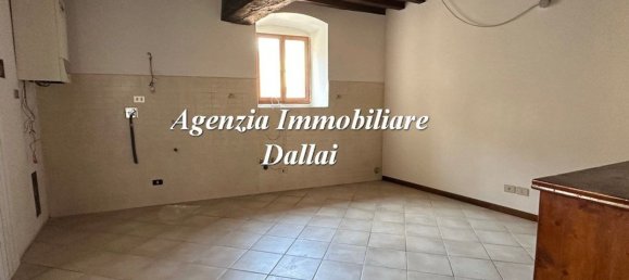 Дом с 6 комнатами в Скарперия э Сан Пьеро, Италия № 104266 21