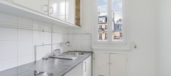 1 bedroom Apartment in Paris, France No. 325245 4