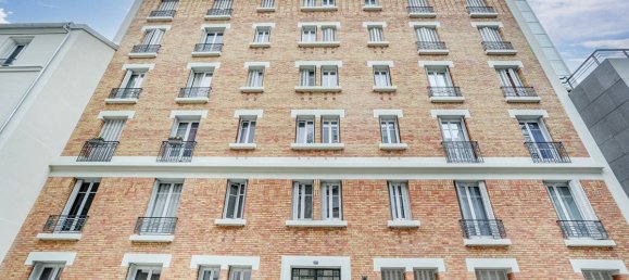 1 bedroom Apartment in Paris, France No. 325245 10