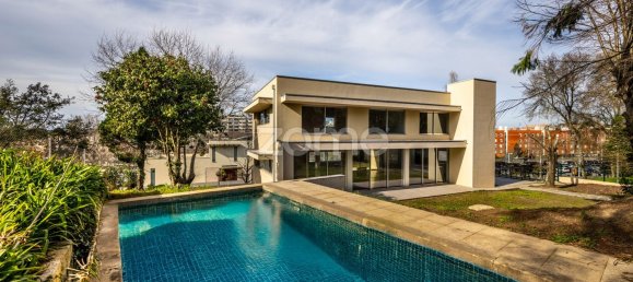 Casa T4 em São Mamede de Infesta, Portugal N.º 117027 2