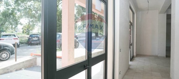 Коммерческая недвижимость с 2 спальнями в Энна, Италия № 296977 12