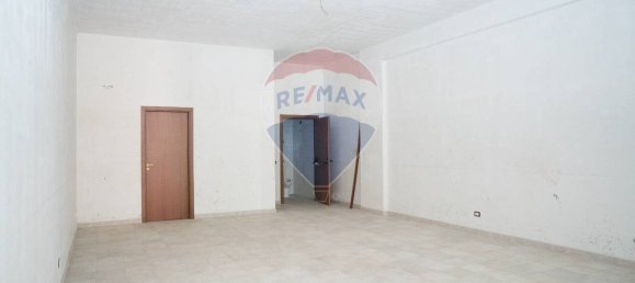 Коммерческая недвижимость с 2 спальнями в Энна, Италия № 296977 6