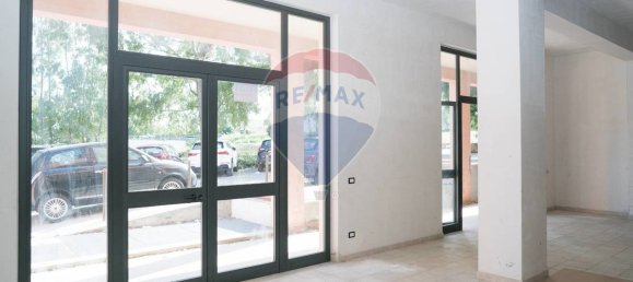 Коммерческая недвижимость с 2 спальнями в Энна, Италия № 296977 10