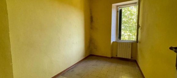 3 rooms Apartment in Castelnuovo di Garfagnana, Italy No. 69931 12
