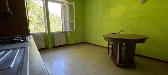 3 rooms Apartment in Castelnuovo di Garfagnana, Italy No. 69931 7