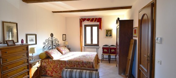 4 bedrooms Villa in Genoa, Italy No. 81535 7