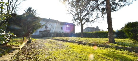 4 bedrooms Villa in Genoa, Italy No. 81535 25