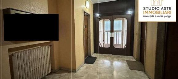 2 rooms Apartment in Legnano, Italy No. 189234 5
