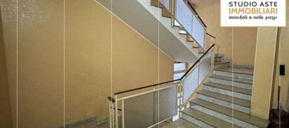 2 rooms Apartment in Legnano, Italy No. 189234 7