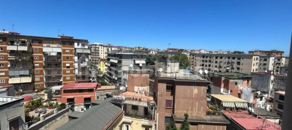 1 bedroom Apartment in Naples, Italy No. 333755 3