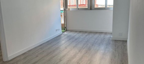 3 bedrooms Apartment in Madrid, Spain No. 169018 26