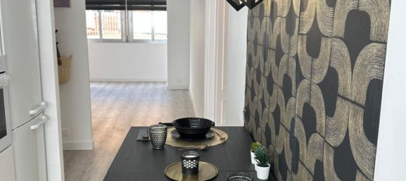 3 bedrooms Apartment in Madrid, Spain No. 169018 2