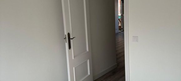 3 bedrooms Apartment in Madrid, Spain No. 169018 42