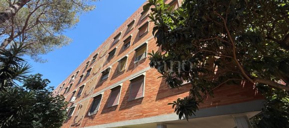 4 rooms Apartment in Rome, Italy No. 267400 3