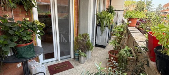 4 rooms Apartment in Rome, Italy No. 267400 8