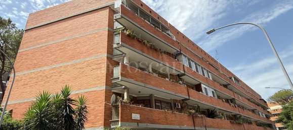 4 rooms Apartment in Rome, Italy No. 267400 25