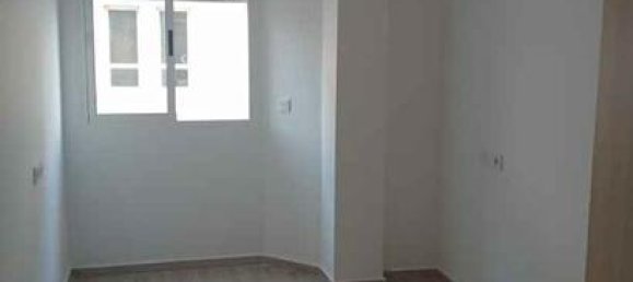 3 bedrooms Apartment in Alzira, Spain No. 186187 6