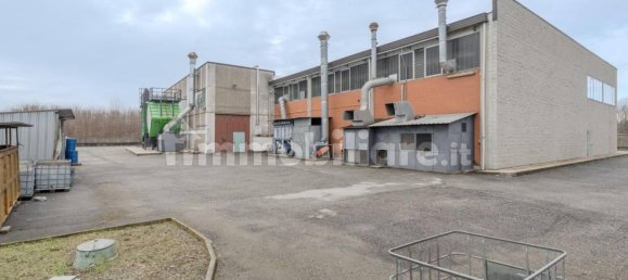 Склад 1600м² в Вольпьяно, Италия № 319588 5