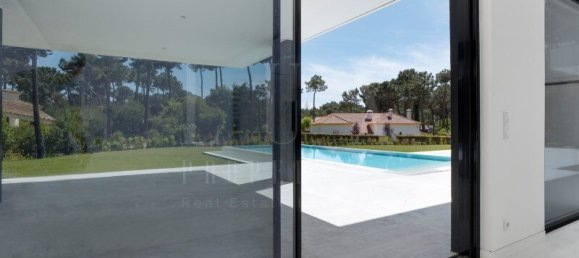 6 bedrooms Villa in Almada, Portugal No. 142354 7