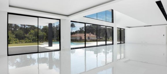 6 bedrooms Villa in Almada, Portugal No. 142354 5