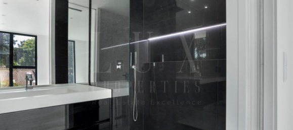 6 bedrooms Villa in Almada, Portugal No. 142354 26