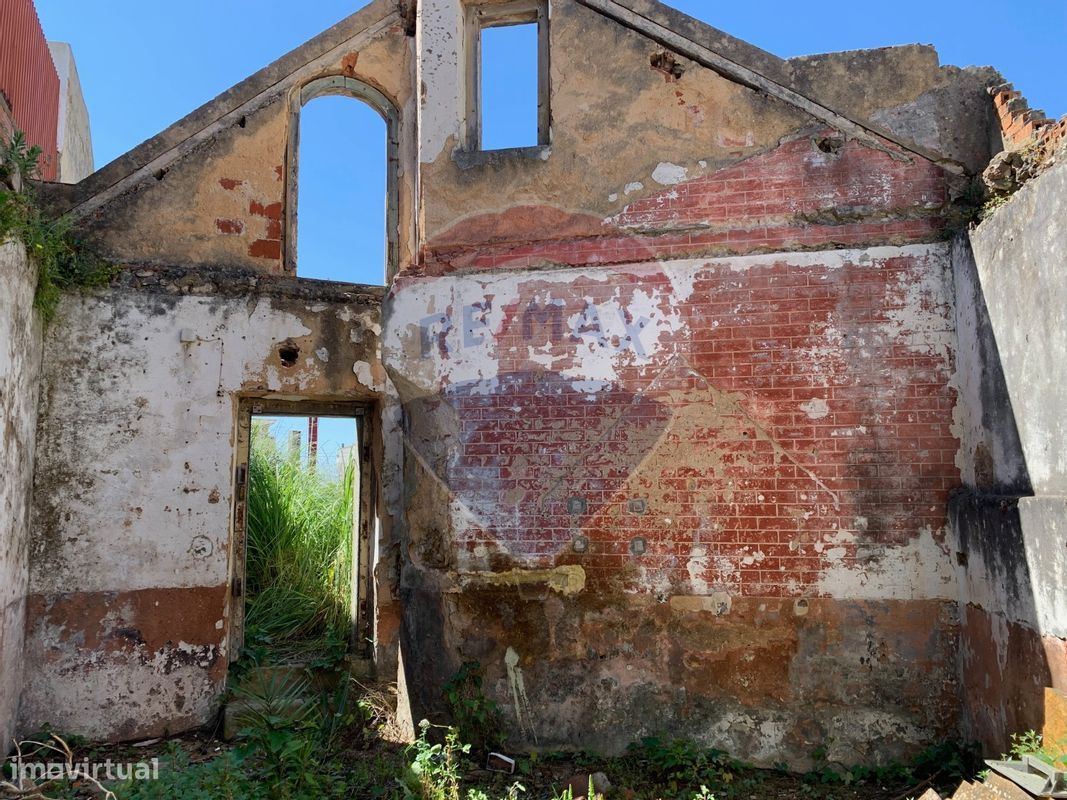  قطعة أرض في Oeiras, Portugal 259متر مربع رقم 71936