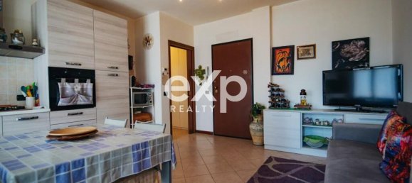 1 bedroom Apartment in Cesano Maderno, Italy No. 316546 4
