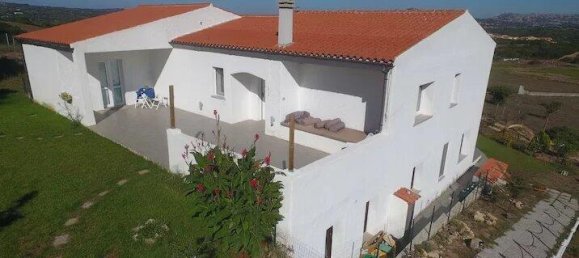 7 غرف نوم فيلا في Luogosanto, Italy رقم 326974 2