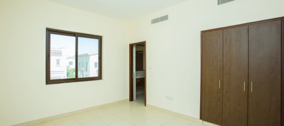 4 Schlafzimmer Villa in Reem, UAE, Nr. 30559 8