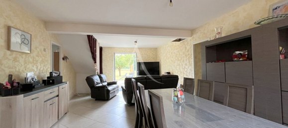 5 bedrooms House in Chailles, France No. 264225 2