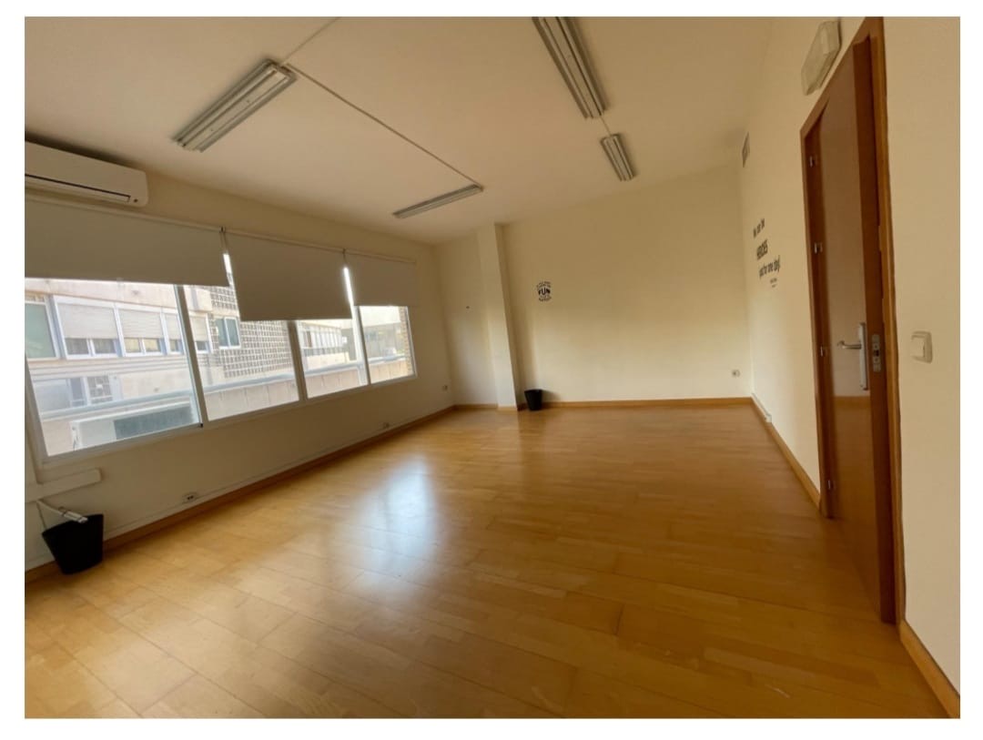 151m² Office in Malaga, Spain No. 171441