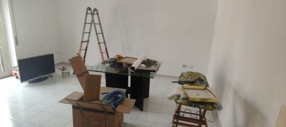 Квартира с 3 комнатами в Рим, Италия № 213693 9