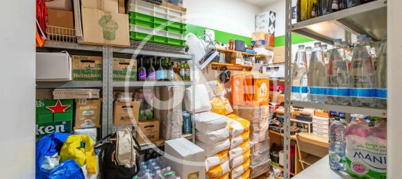 150m² Commercial property in Pomezia, Italy No. 315406 4