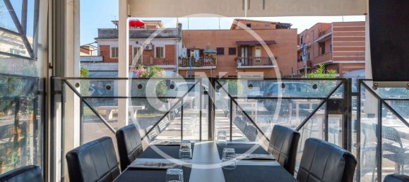 150m² Commercial property in Pomezia, Italy No. 315406 12