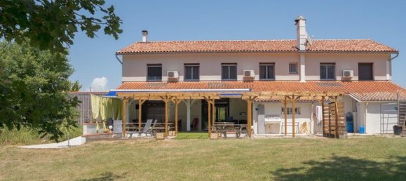 12 bedrooms House in Montauban, France No. 311015 2