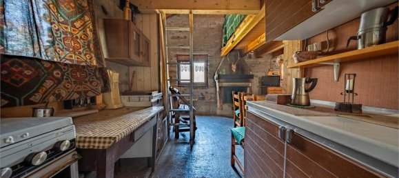 2 bedrooms House in Prata Camportaccio, Italy No. 377702 33