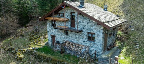 2 bedrooms House in Prata Camportaccio, Italy No. 377702 3