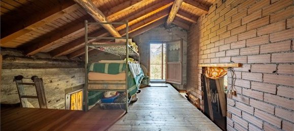 2 bedrooms House in Prata Camportaccio, Italy No. 377702 20