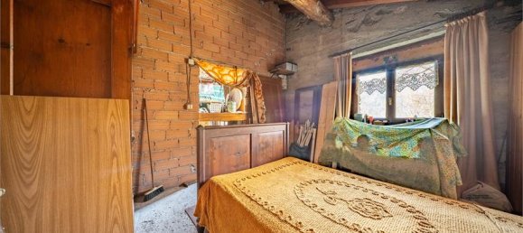 2 bedrooms House in Prata Camportaccio, Italy No. 377702 39