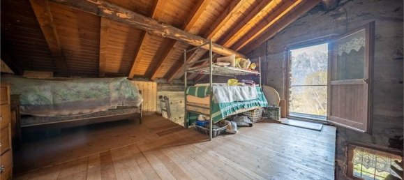 2 bedrooms House in Prata Camportaccio, Italy No. 377702 21