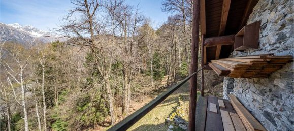 2 bedrooms House in Prata Camportaccio, Italy No. 377702 9