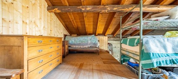 2 bedrooms House in Prata Camportaccio, Italy No. 377702 23