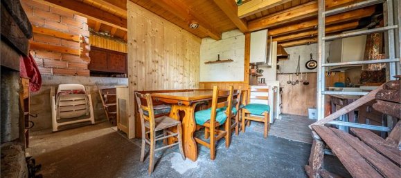 2 bedrooms House in Prata Camportaccio, Italy No. 377702 24