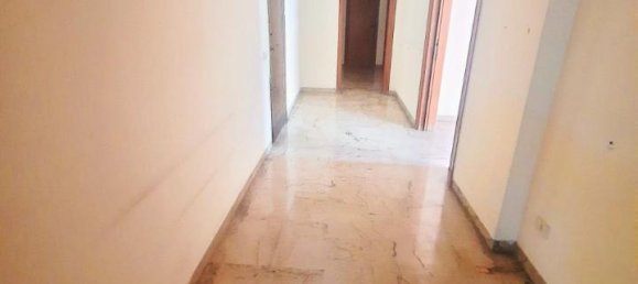 6 rooms Apartment in Palermo, Italy No. 15572 3